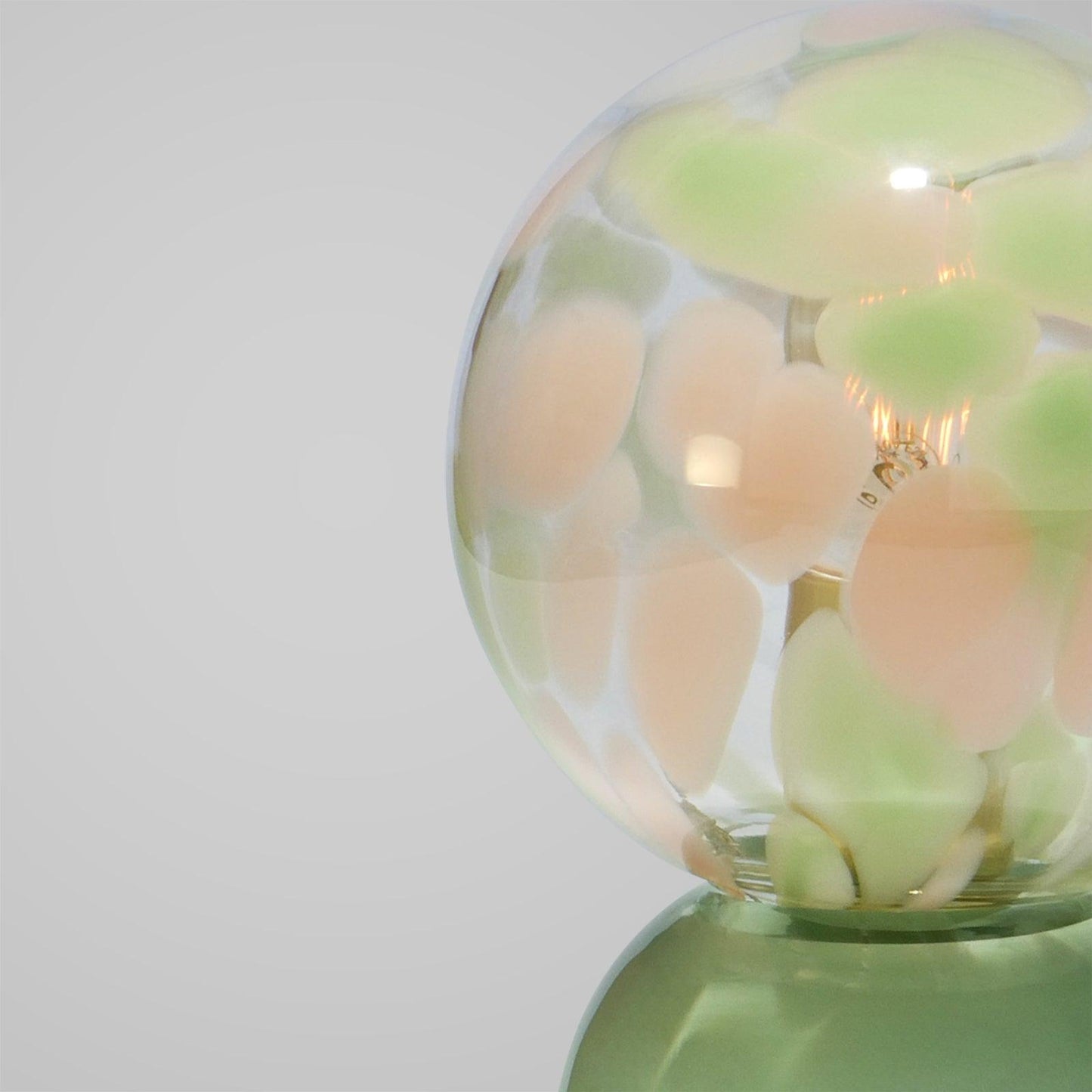 7342-01-DIXIE_TALL-GRAINS_GREEN_ROSE-GREEN-DETAIL - Glasscor Store