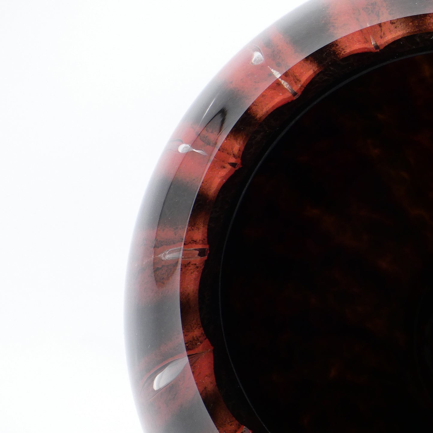 Small glass bowl Prumo dark with Red stripes - Detail_Top - Glasscor Store