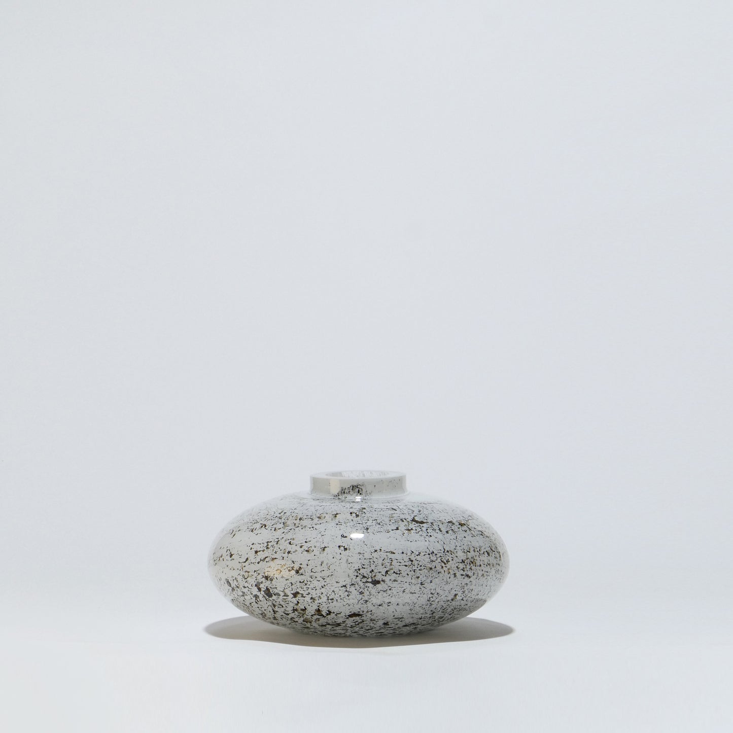 Jarra Oval WHITE VULKANIC - Glasscor Store