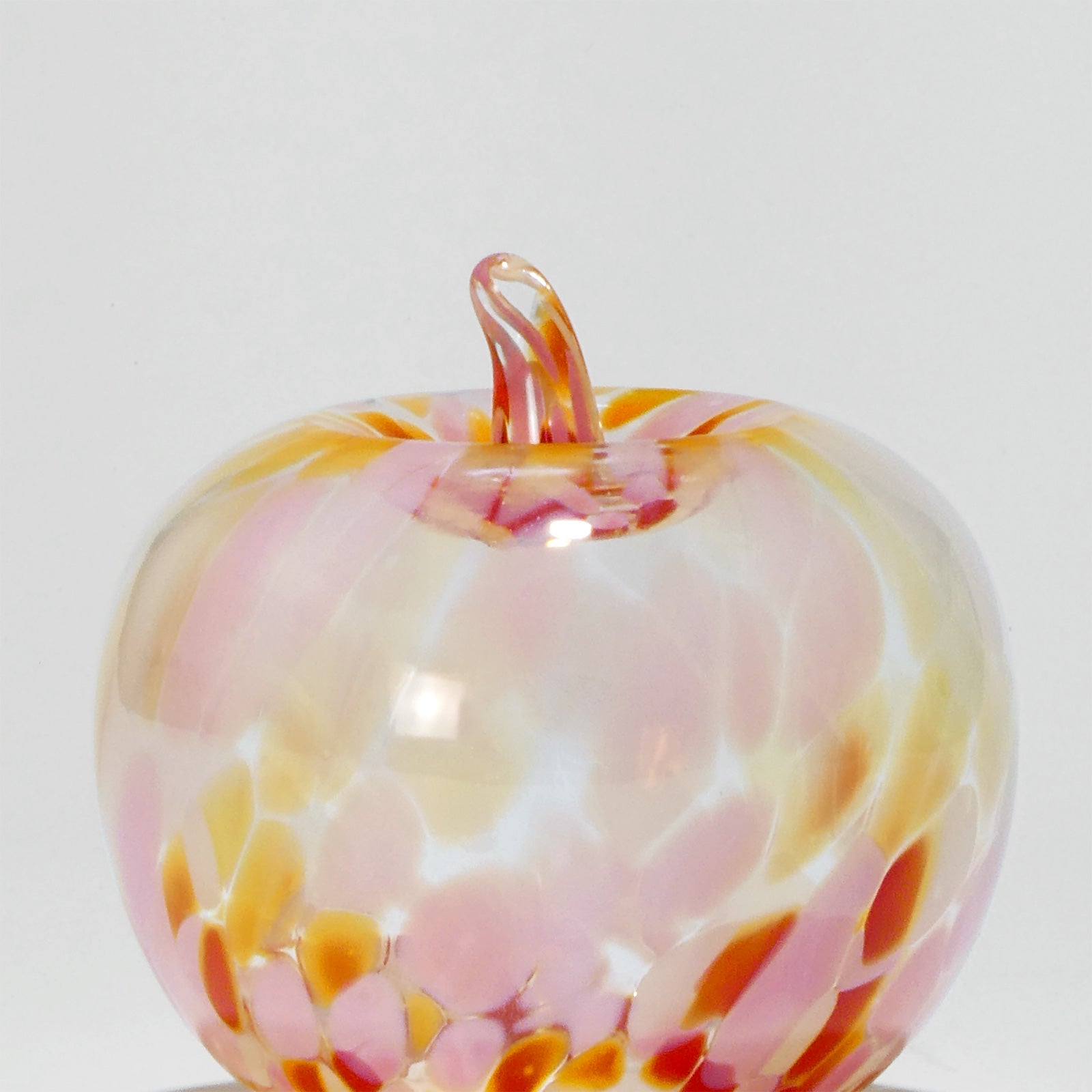 Glass decoration APPLE in Rose and Red Glass Color Grains-Detail-GLASSCOR