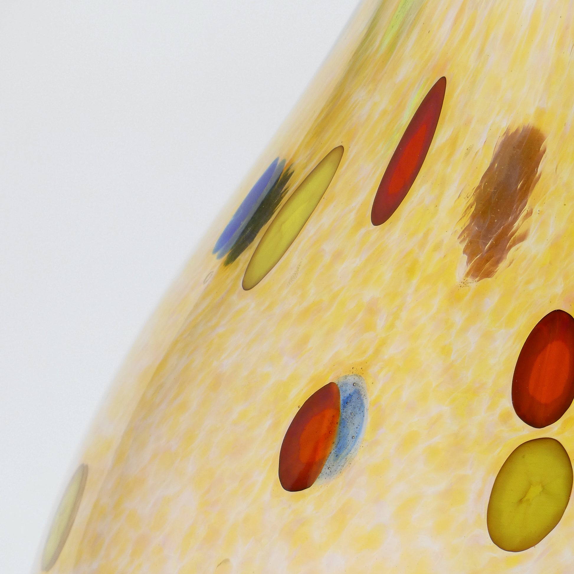 Small Ambar blown glass vase with colorful details, 20.5 cm tall and wide - Glasscor Store
