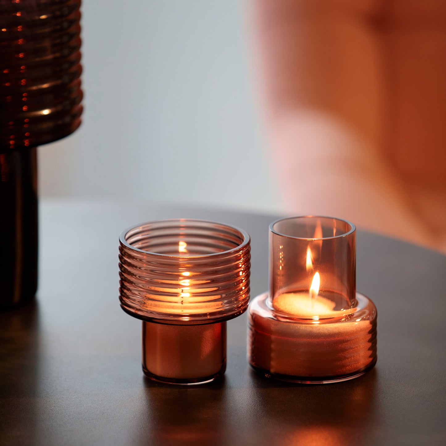 Glass Candle Holder GLOW TOGETHER Small low Moca Mousse-AMBIENT PHOTO-GLASSCOR