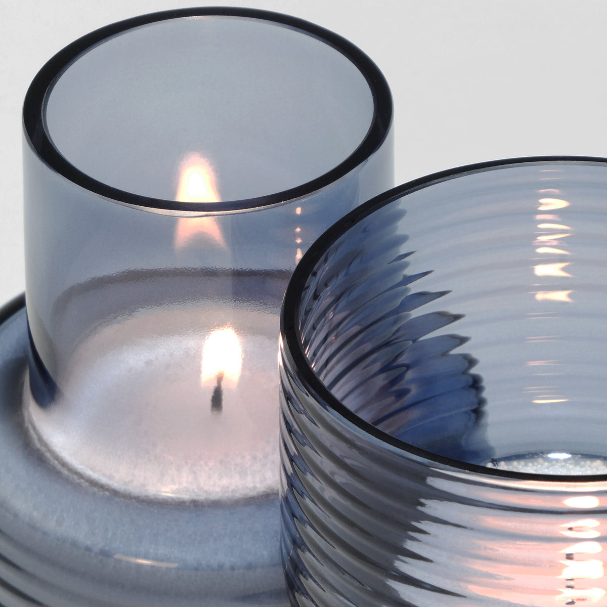 Set of two glass candle holders GLOW TOGETHER in Boreal Blue-Detail-GLASSCOR