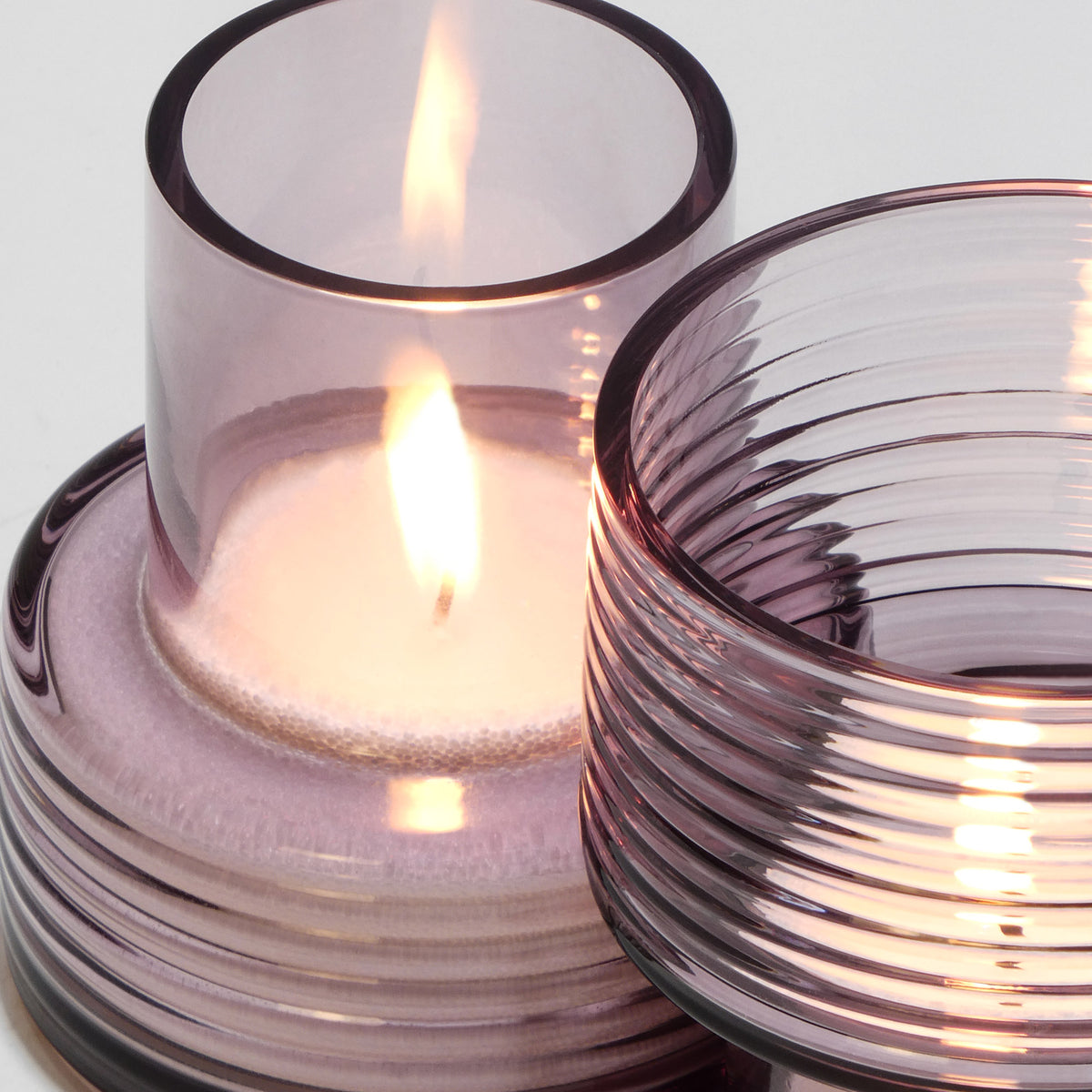 Set of two glass candle holders GLOW TOGETHER in Night Violet-Detail-GLASSCOR