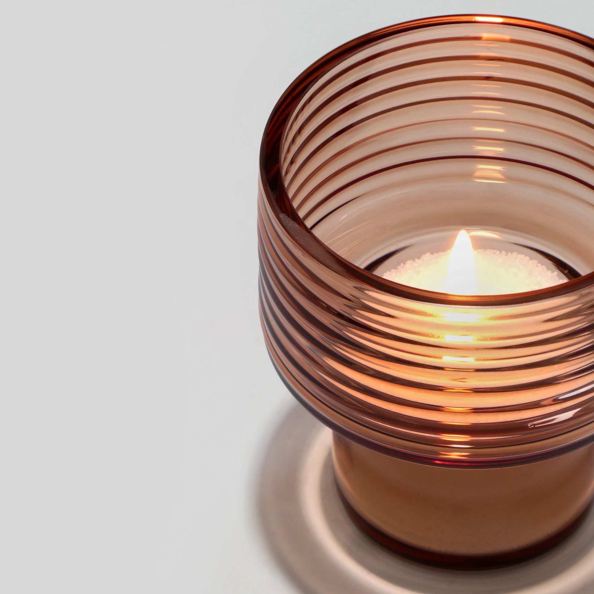 Glass Candle Holders GLOW TOGEHER SMALL hi Mocha Mousse-DETAIL TOP-GLASSCOR