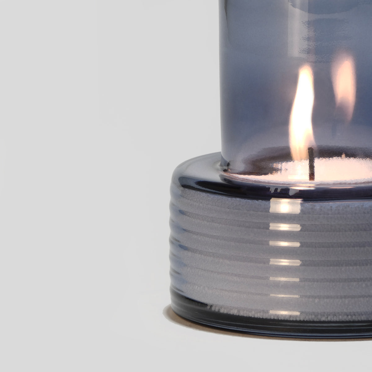 Glass Candle Holder GLOW TOGETHER Small low Boreal Blue-Detail-GLASSCOR