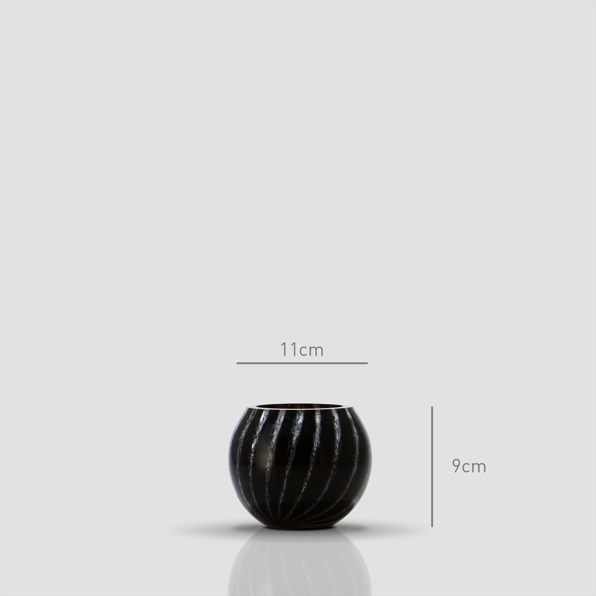 Small Prumo dark glass bowl with opal stripes, 11 cm diameter and 9 cm height - Glasscor Store