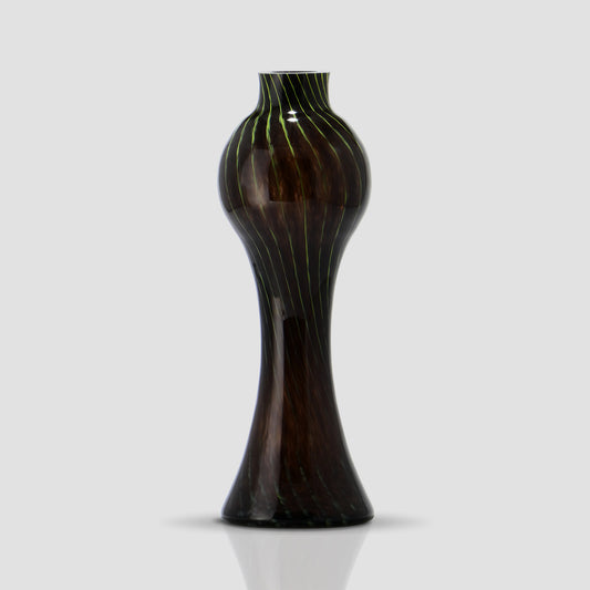 Small Prumo dark glass vase with green stripes, 26.5 cm tall and 9.5 cm wide - Glasscor Store