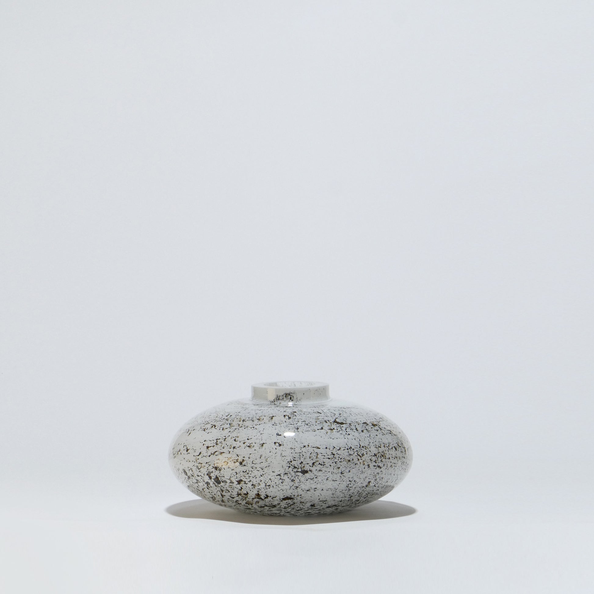 Jarra Oval WHITE VULKANIC - Glasscor Store